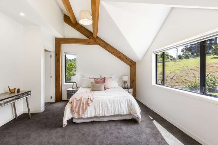 7 Whangaparaoa Road Red Beach_14