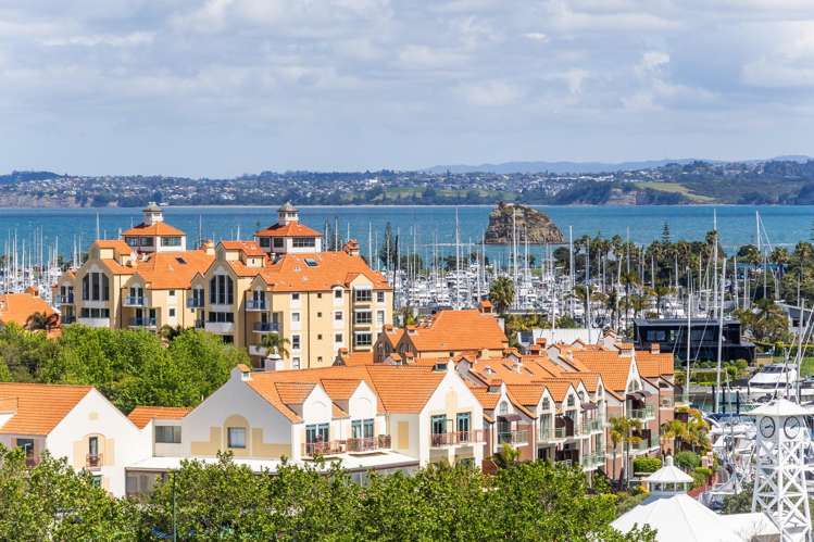 268 Alec Craig Way Gulf Harbour_41