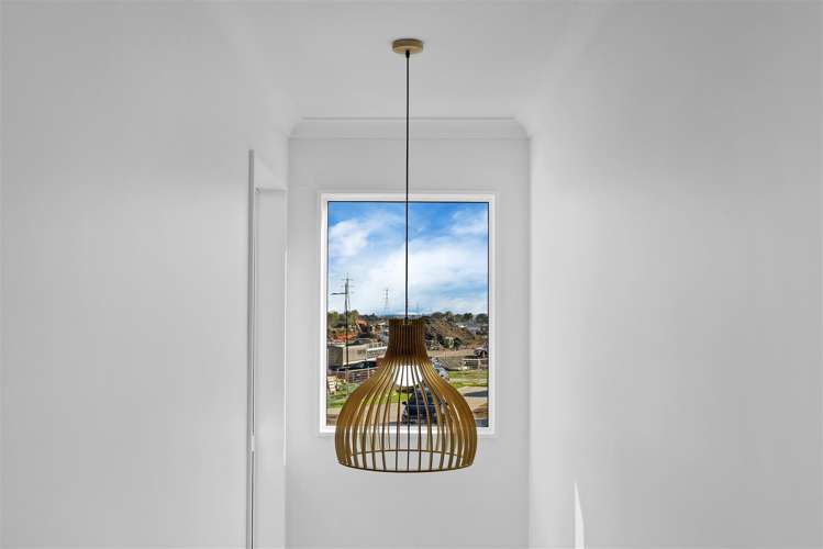 2 Longview Oak Lane Papakura_16