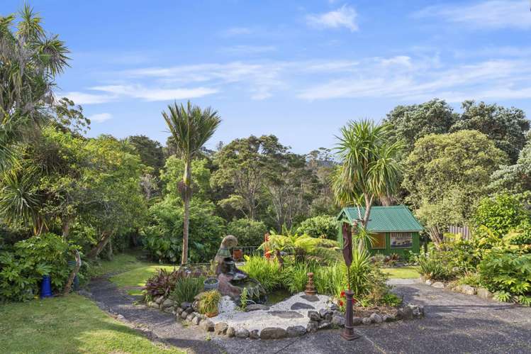 10 Rauhuia Crescent Parau_21