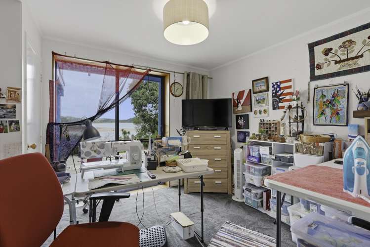 16 Bush Point Road Taipa_36