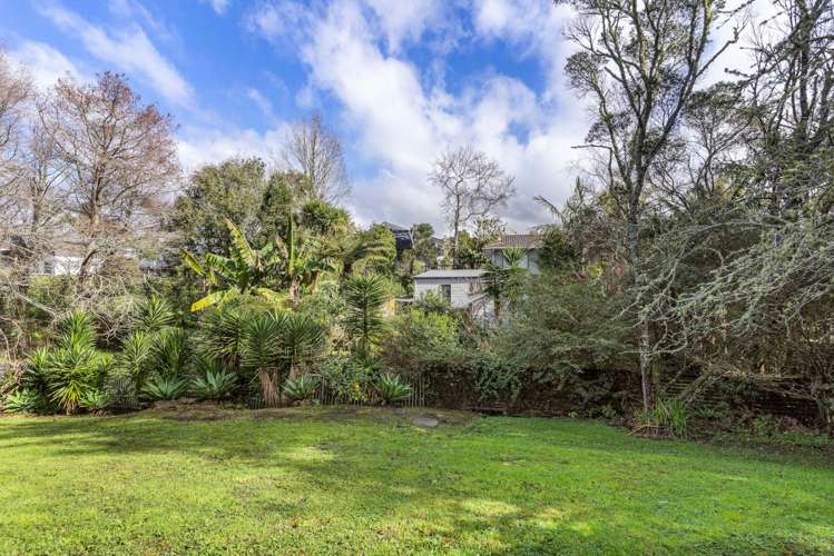 2/18 Woodlands Crescent Browns Bay_5