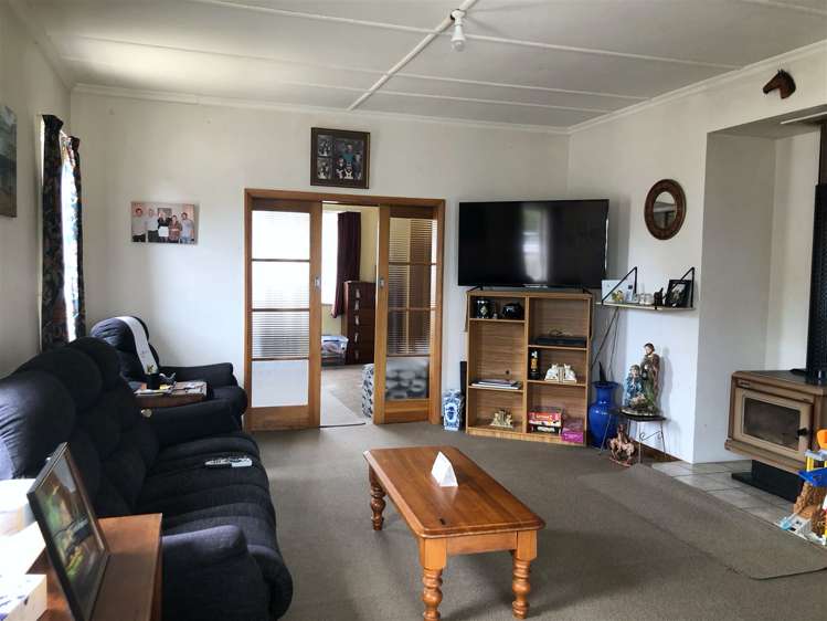 36 Hospital Street Dannevirke_2