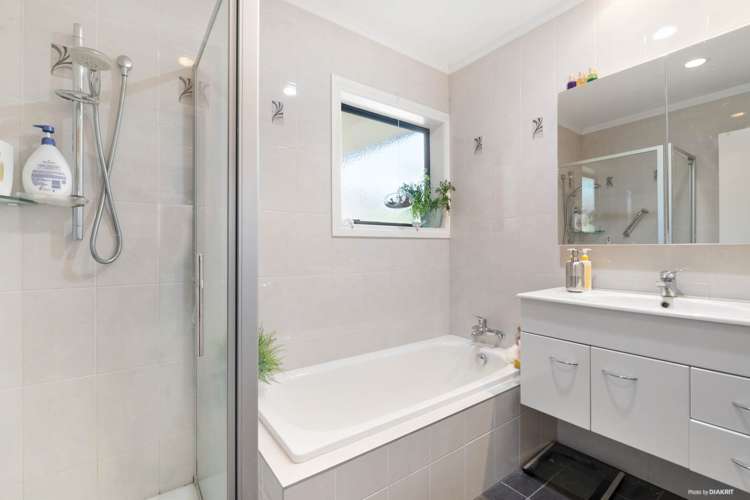 1/18 Milton Road Orewa_11