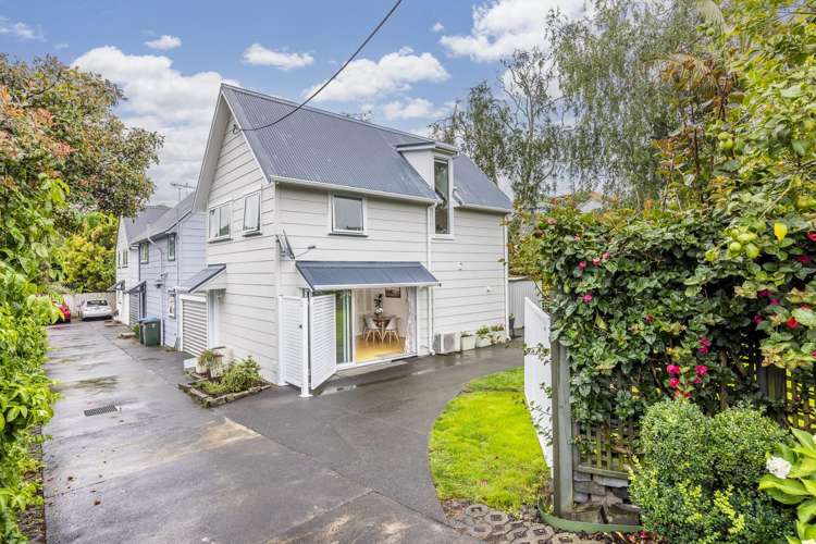 1/27 Lagoon Drive Panmure_1