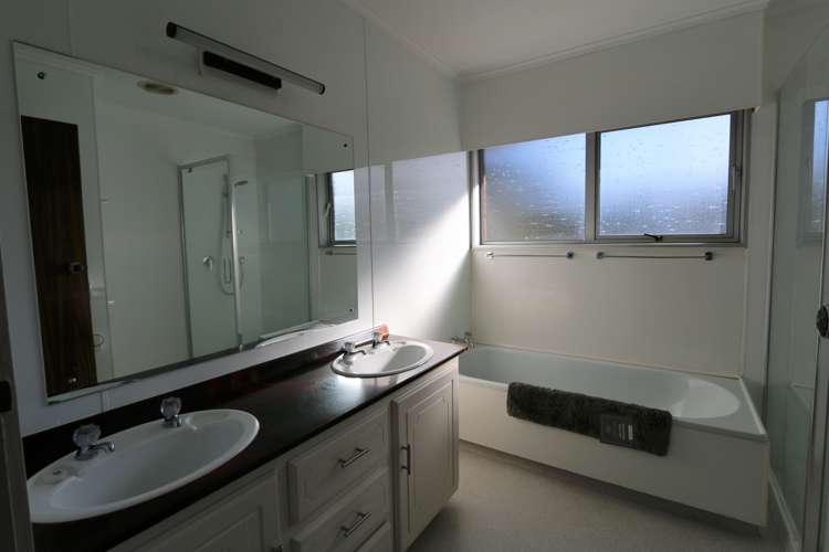 64 Pleasant Street Onehunga_6