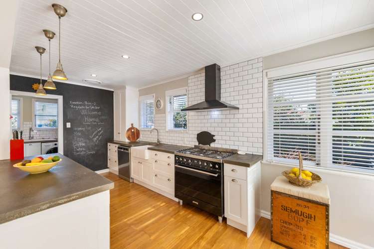 11 Alamein Road Panmure_16