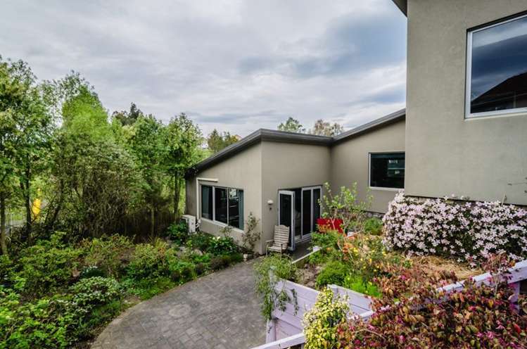 14 Hawea Street Glenwood_1