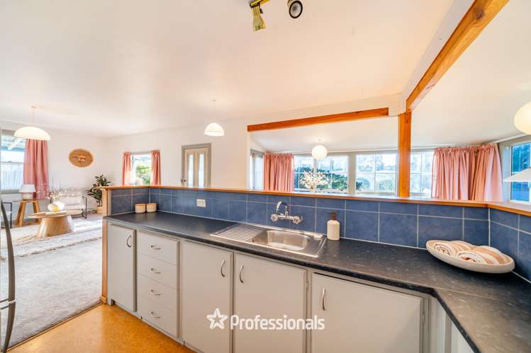 124 Tutere Street Waikanae Beach_8