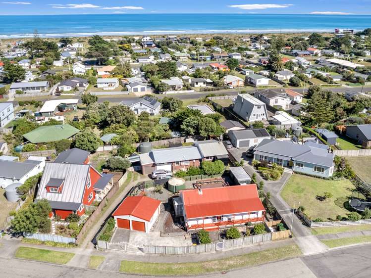 10 Taonui Street Waitarere Beach_33