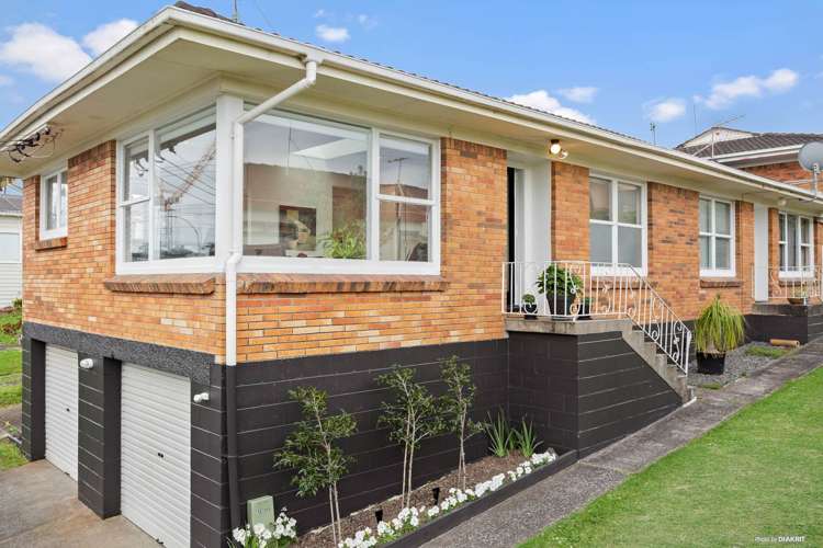 1/8 Ngataringa Road Devonport_0