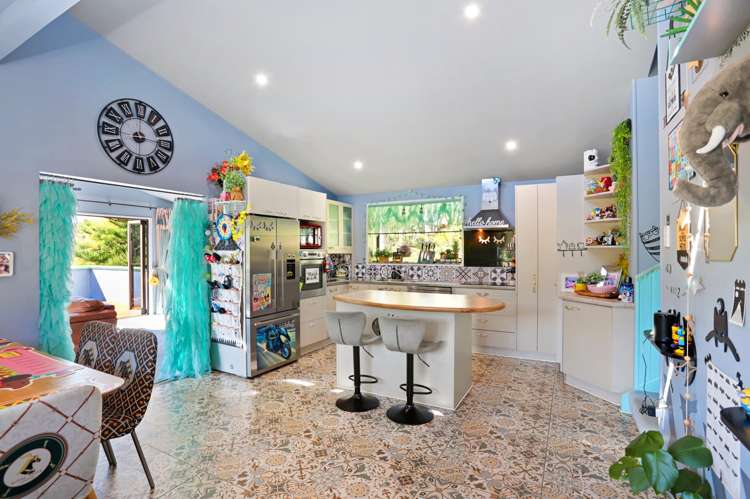 221 Woodlands Park Road Titirangi_10