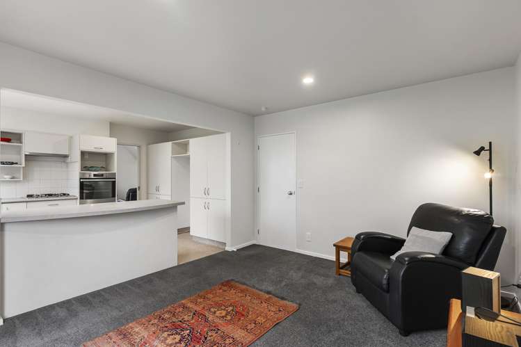 7/40 Clifford Road Johnsonville_6