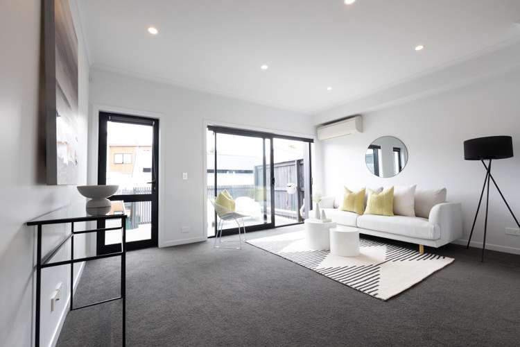 10 Alexander Willis Crescent Hobsonville_6