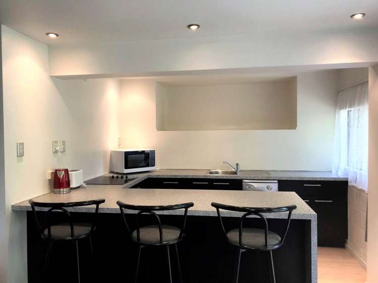 46 Eureka Place Parahaki_3