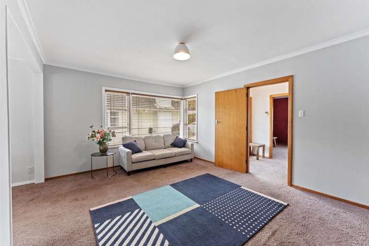 3 Ross Grove Trentham_7