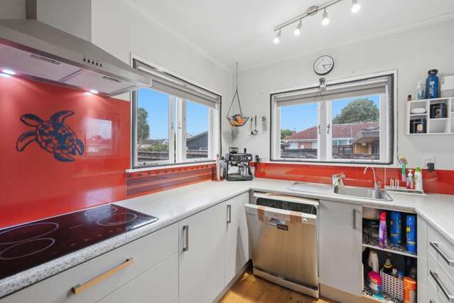 1/1 Edmund Hillary Avenue Papakura_3