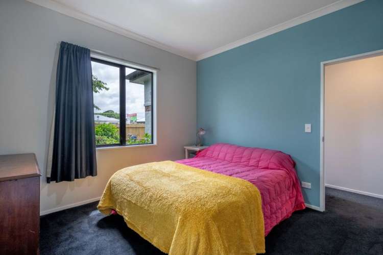 775 Queens Drive Waikiwi_14