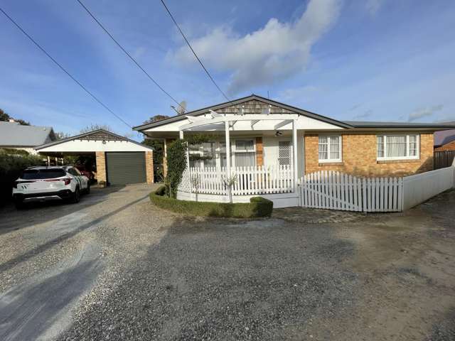 Charming Three Bedroom Home in Cambridge