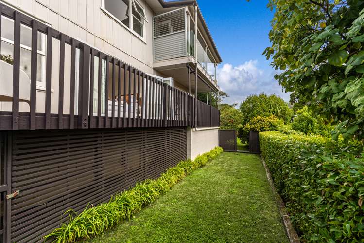 2/29 Lake Pupuke Drive Takapuna_10