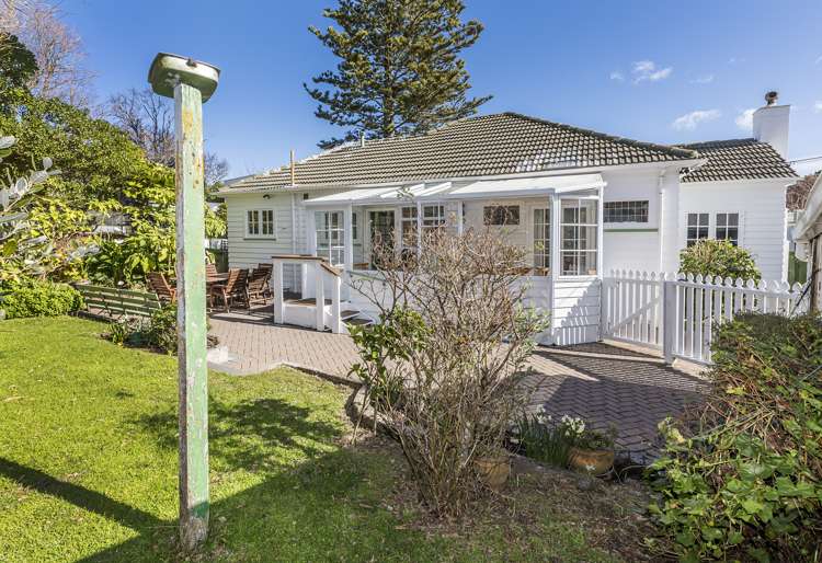 15 Streatlam Crescent Strathmore Park_14