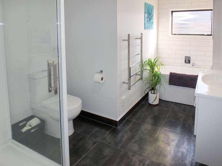 50 Shortt Street Foxton Beach_17