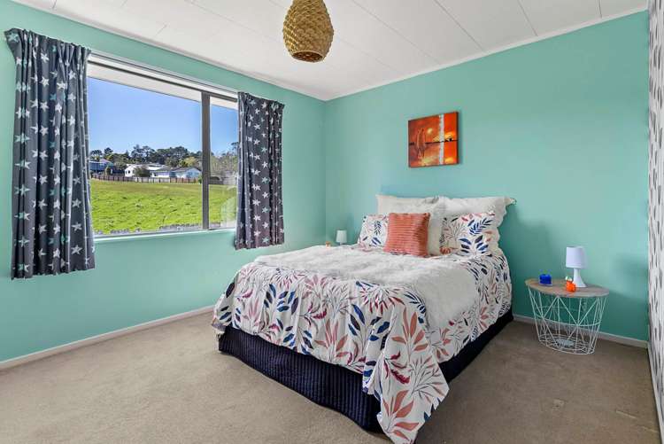 26 Maywood Crescent Glen Eden_14