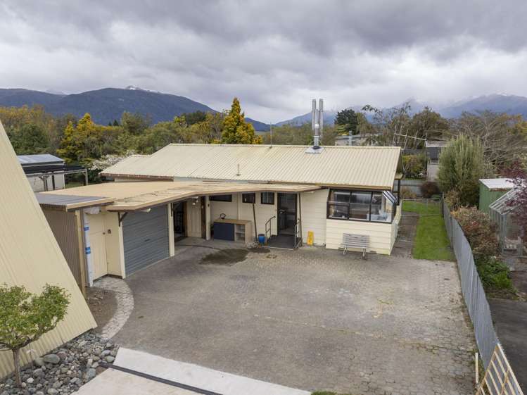 239B Milford Road Te Anau_17