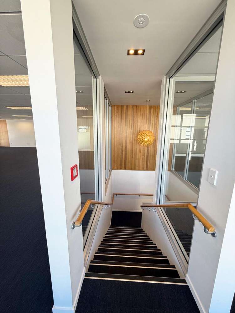 15B Leslie Hills Drive City Centre_9