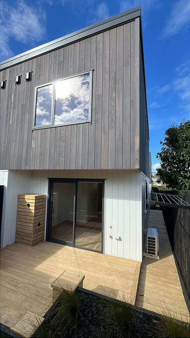 506 Glenfield Road Bayview_1