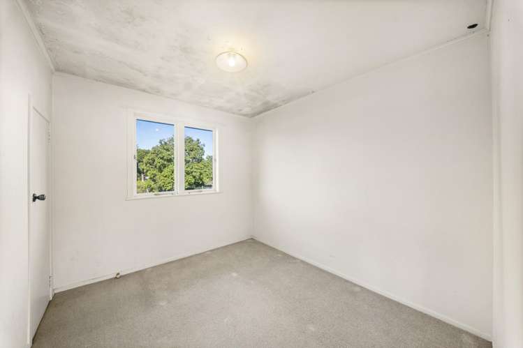58 Dundee Place Blockhouse Bay_13