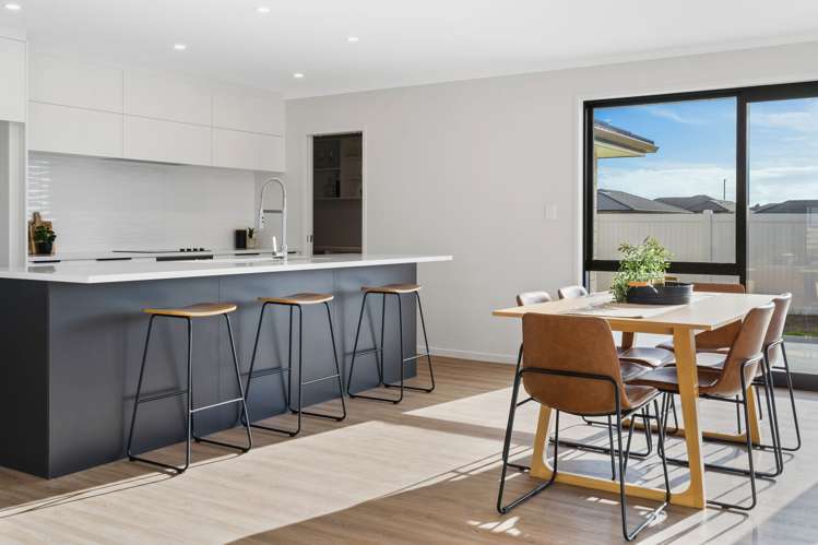 98 Kaurinui Crescent One Tree Point_23