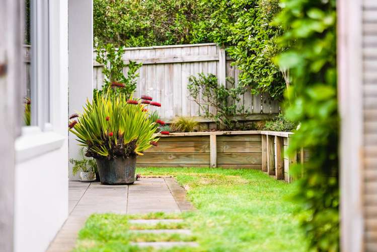 8 Metzenthin Close Raumati South_23