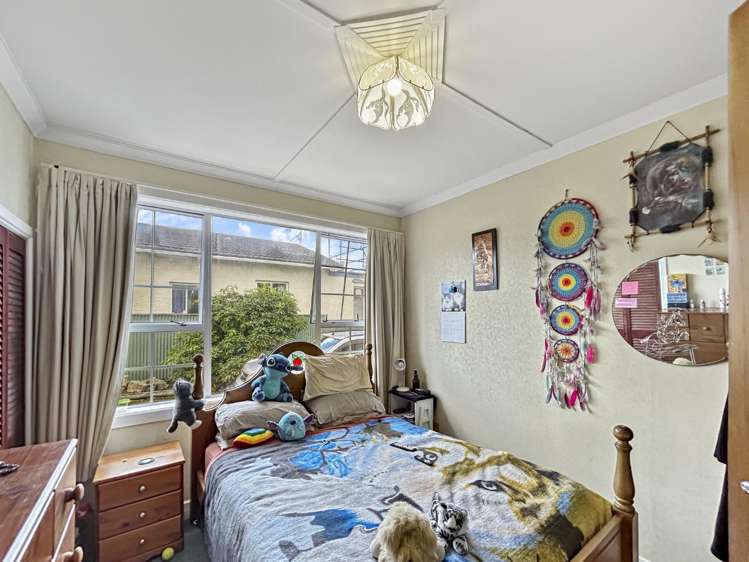 25 Huia Street 2263_4