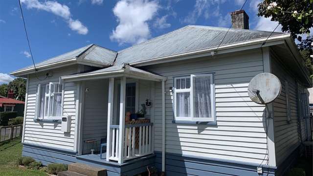 TAUMARUNUI - 4 BEDROOMS