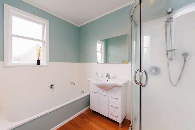 6 Long Melford Road Awapuni_14