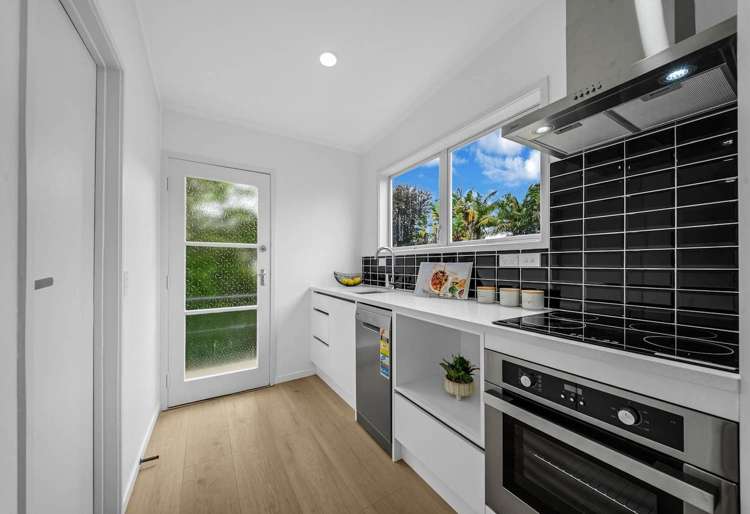 8/10A Arabi Street Sandringham_9