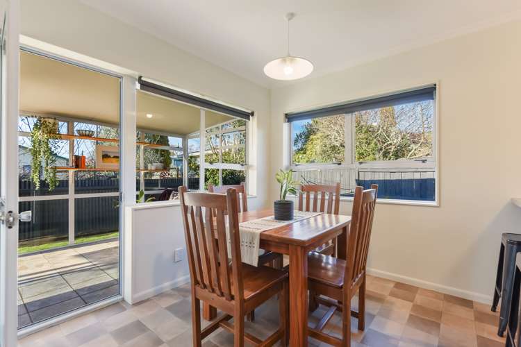 38 Farnham Drive Richmond_7