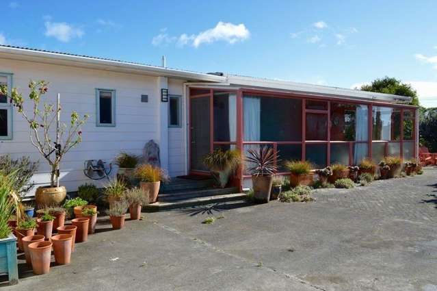 39 Manuka Street Otaki Beach_1