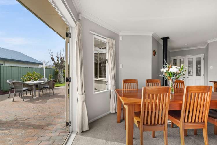 52 Kensington Drive Taradale_18