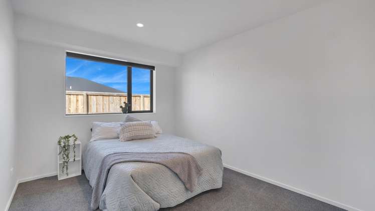 14 Greig Crescent Amberley_24