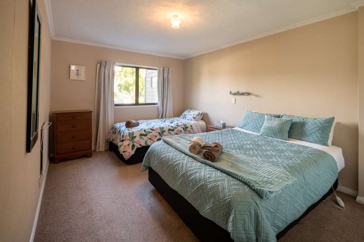 55 Beach Road Akaroa_31