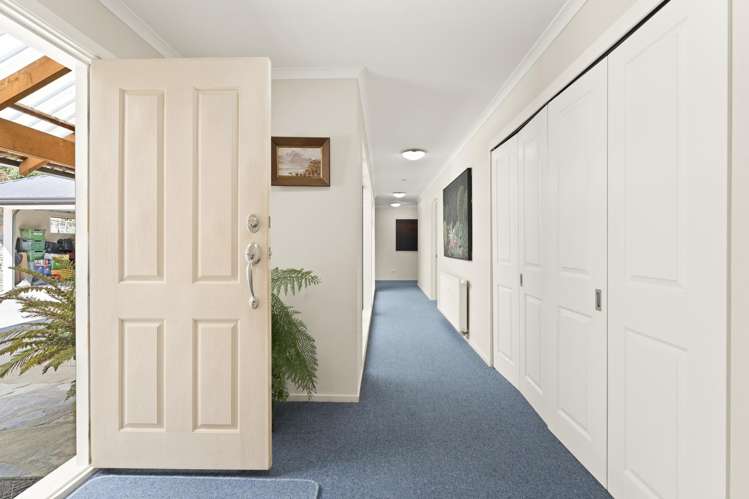 67 Surrey Heights Road Waihola_8
