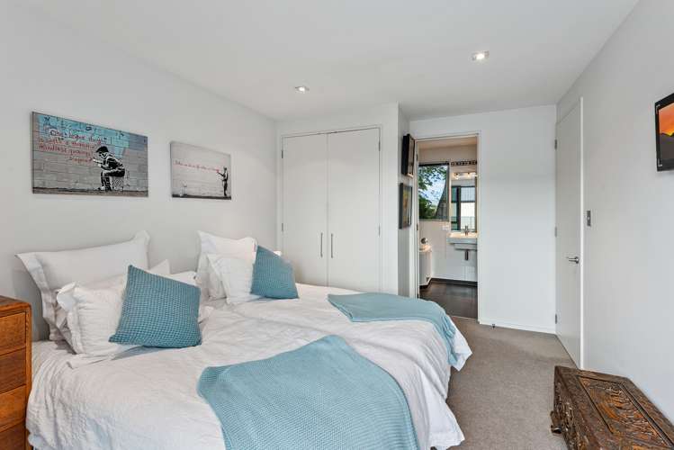 1/64 Holly Road Saint Albans_12