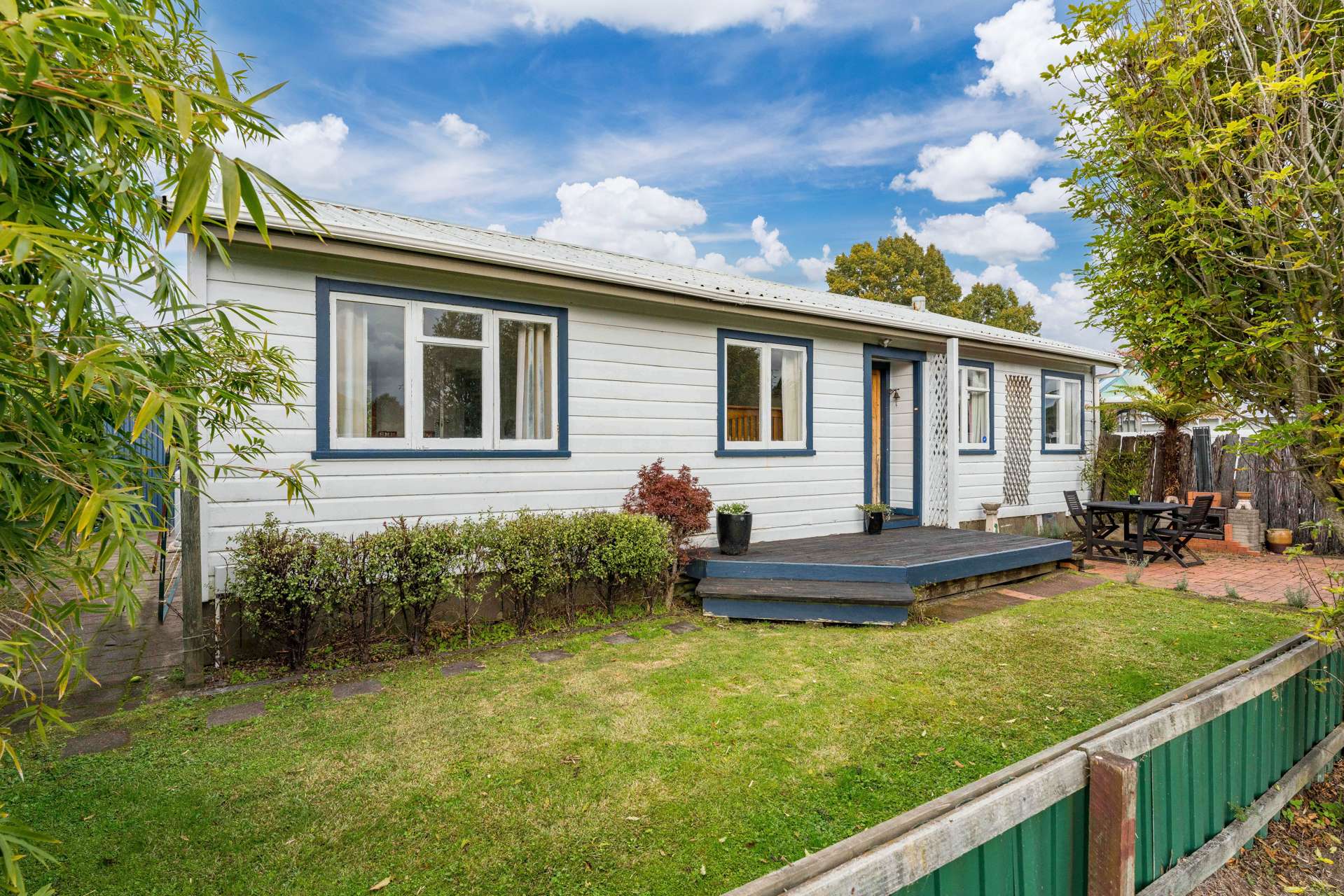 8a Farnworth Avenue Holdens Bay_0