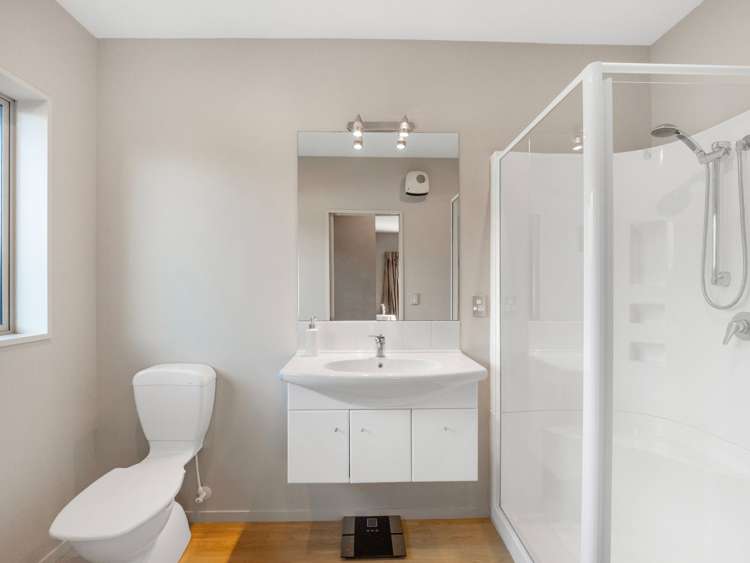 16 Heathridge Place Lincoln_21