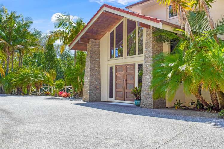 131 Point View  Drive East Tamaki Heights_6
