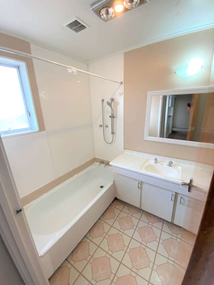 2/202 Blockhouse Bay Road Avondale_6