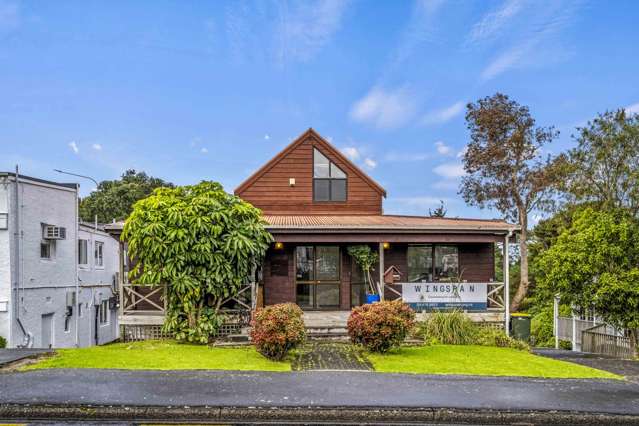 VENDOR RELOCATES AND WANTS THIS SOLD!
