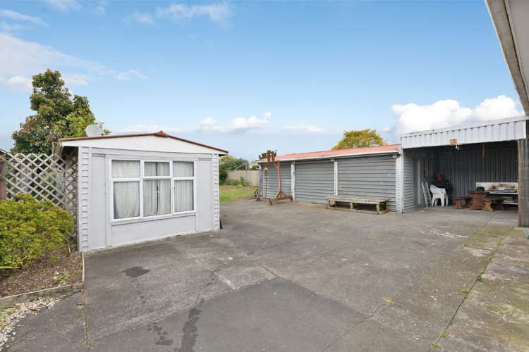 7 Enderby Drive Te Atatu Peninsula_13